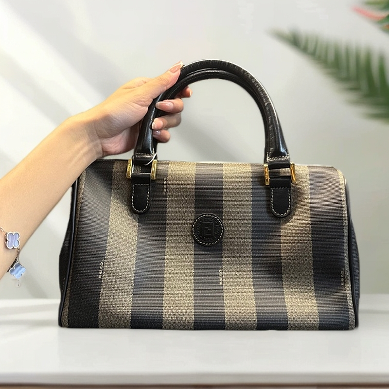 95新 FENDI/芬迪 兔兔奢菠萝/芬迪手提包/18023