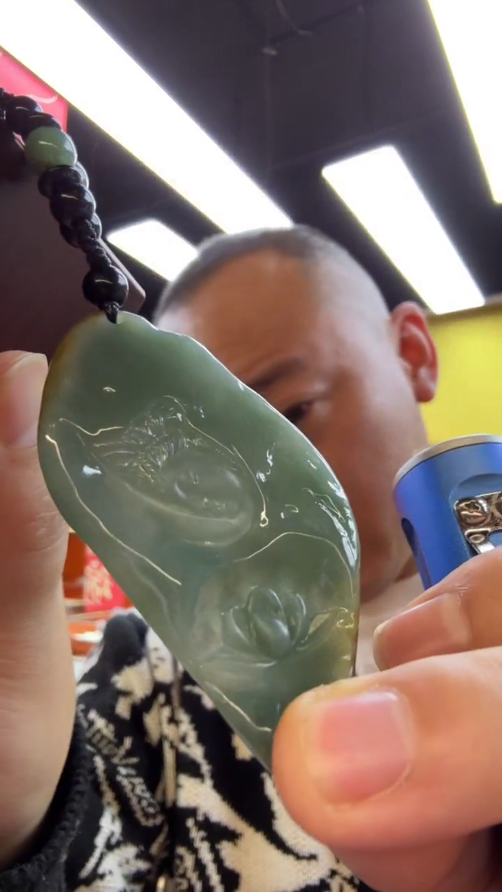 【闪购商品】翡翠挂件未镶嵌国雕谢林工（定制退货扣1000元）