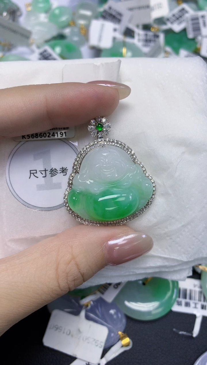 翡翠18K金镶嵌颈饰天然缅甸翡翠A货百元以上9元证书费自理