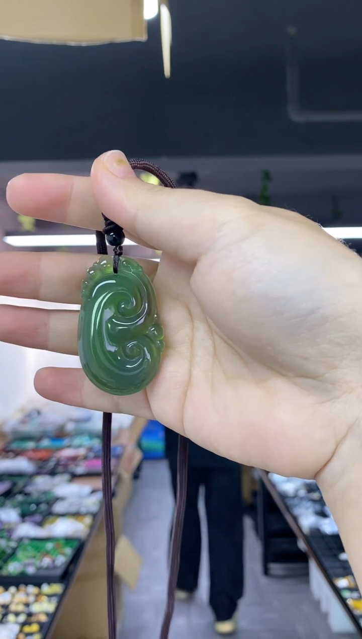 未镶嵌颈饰玛瑙/玉髓多样性发其一颜色微差