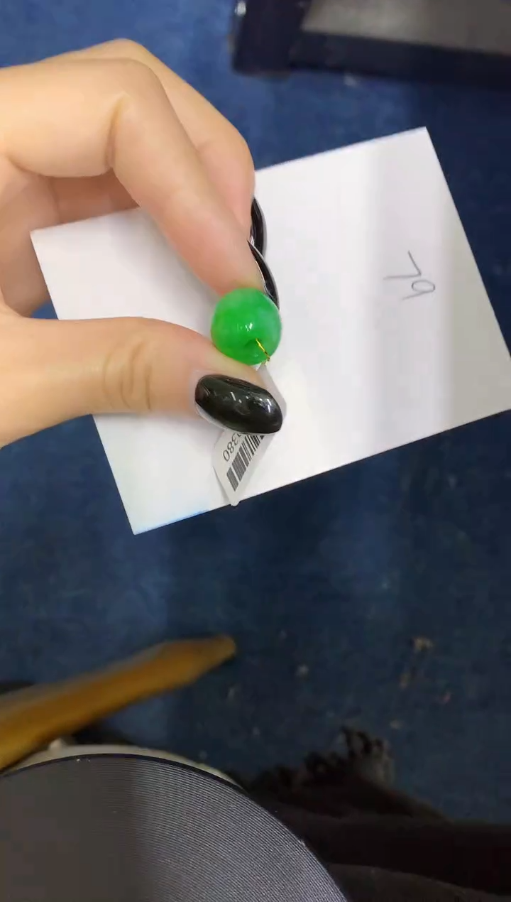【闪购商品】翡翠颈饰未镶嵌000000000000