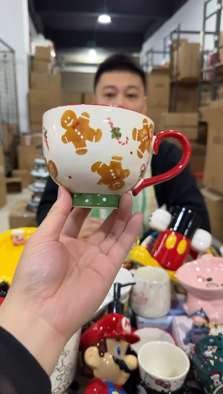 瓷片姜饼人咖啡杯