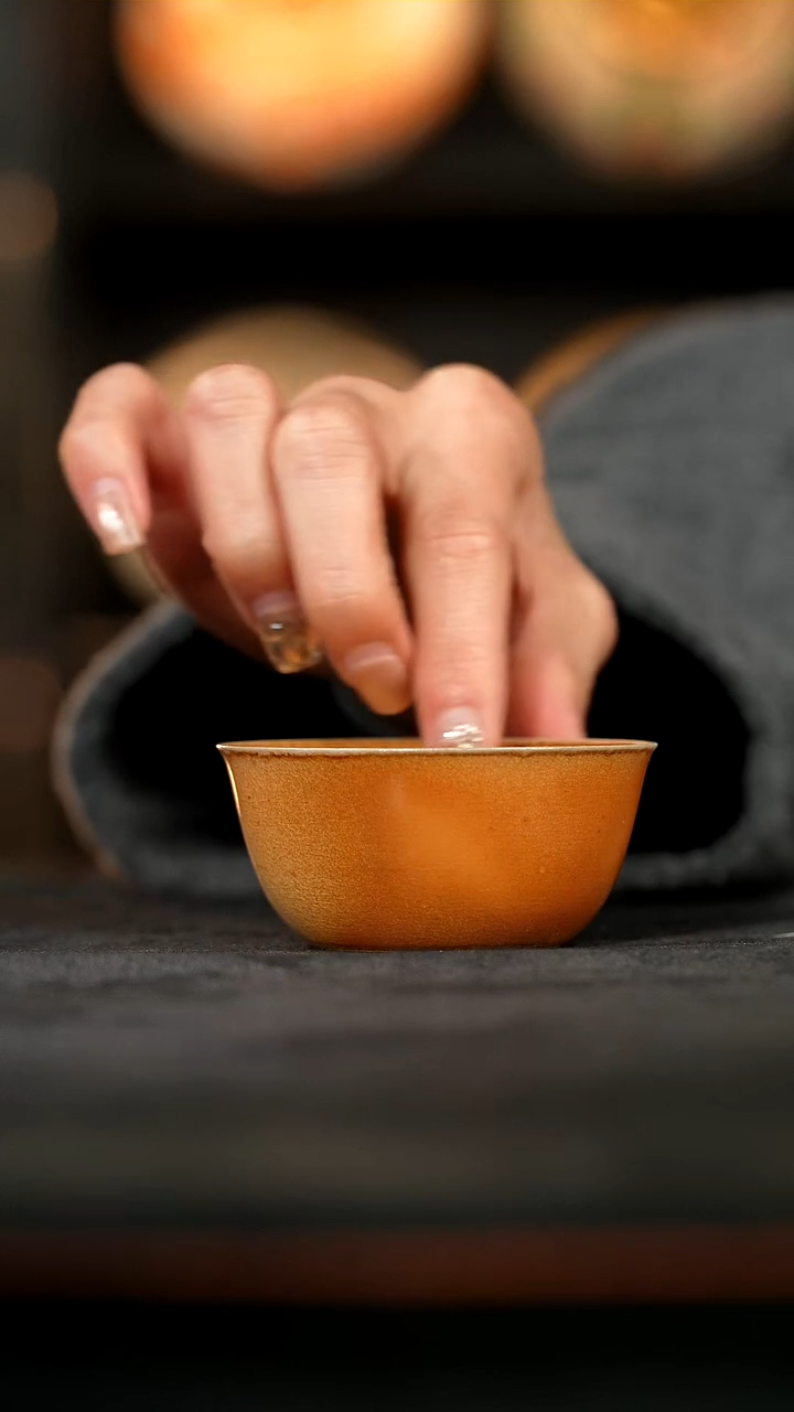 金丝楠木落灰微瑕卧足杯60ml体验款