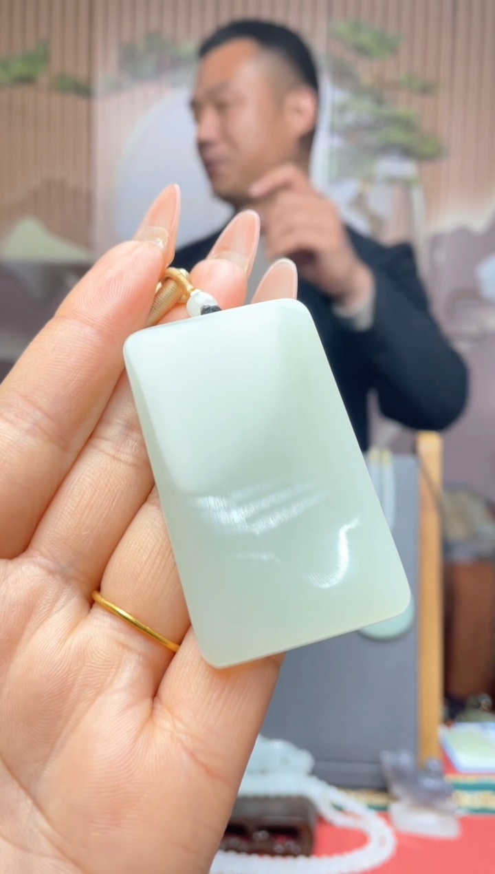 【闪购商品】和田玉颈饰未镶嵌一