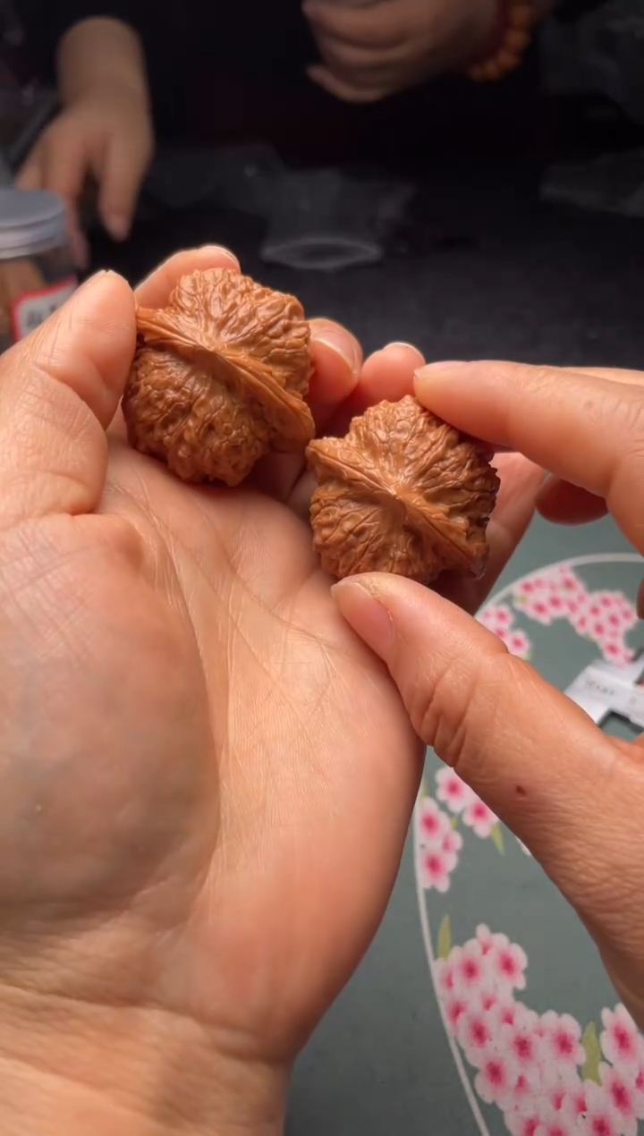 把件文玩核桃w351 血麒麟 38尺