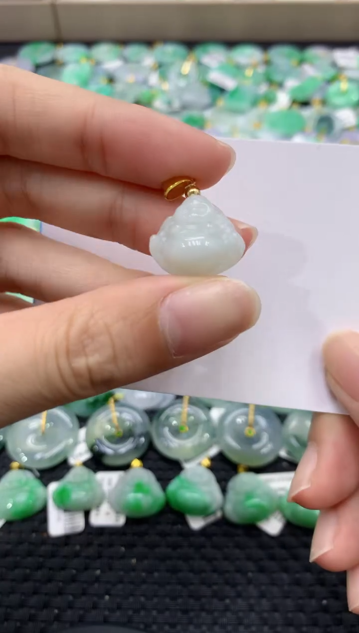 颈饰未镶嵌翡翠天然缅甸翡翠A货