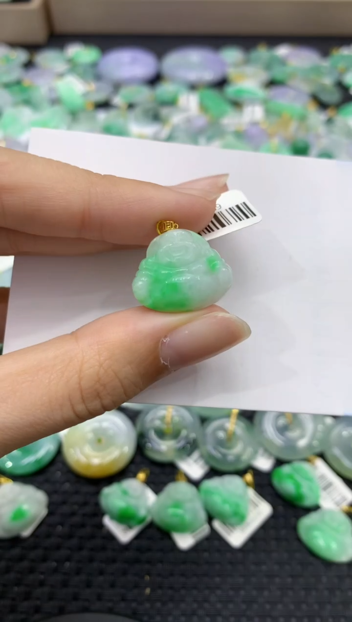颈饰18K金镶嵌翡翠天然缅甸翡翠A货