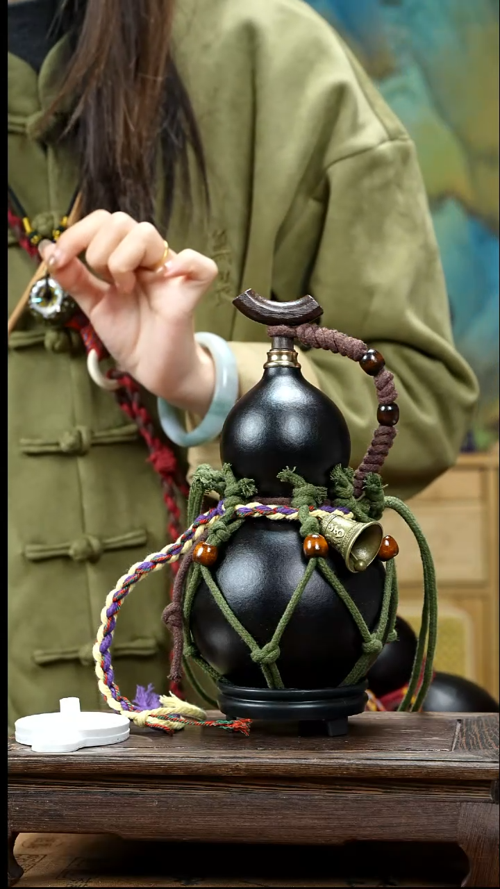 YZ023复古网兜款天然酒葫芦（一物一拍）