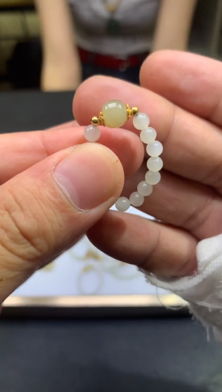 和田玉戒圈未镶嵌7002439/SH/多样性发/1件