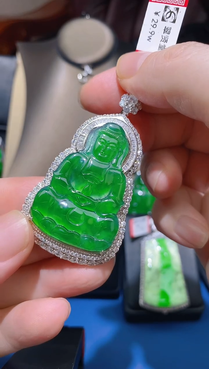 【闪购商品】翡翠颈饰未镶嵌天然A货翡翠A16