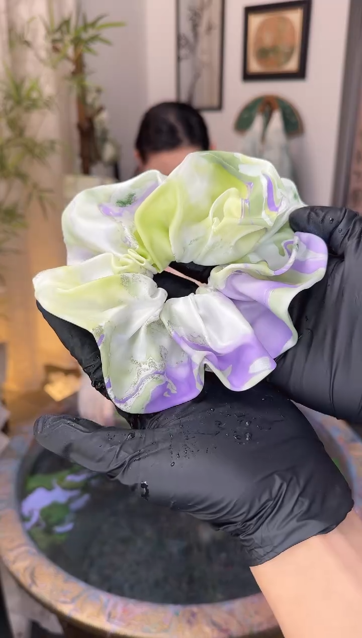 9 绿紫色 超大肠