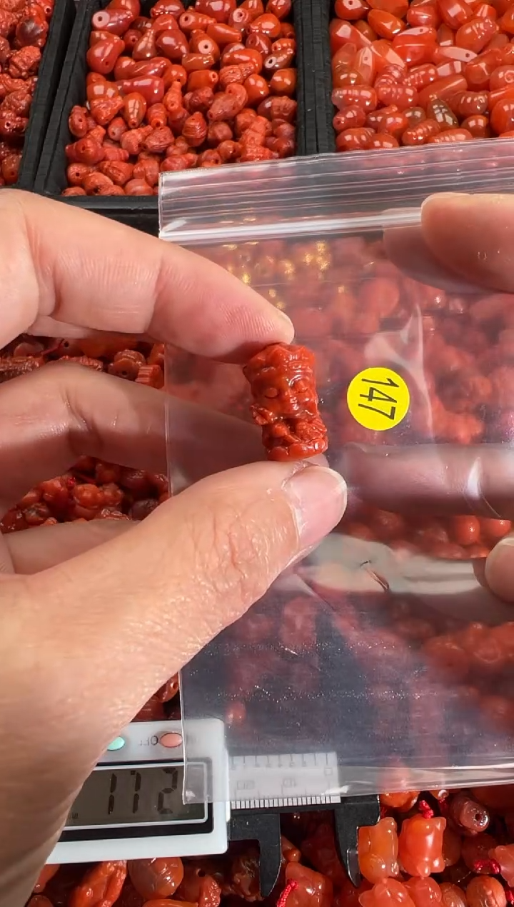 【闪购商品】南红玛瑙颈饰未镶嵌1