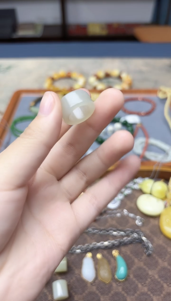 未镶嵌和田玉挂件要**呀和田玉跑环HX内径12mm赠皮绳