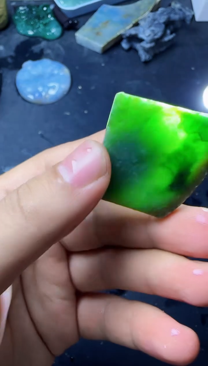 【闪购商品】翡翠颈饰未镶嵌007翡翠
