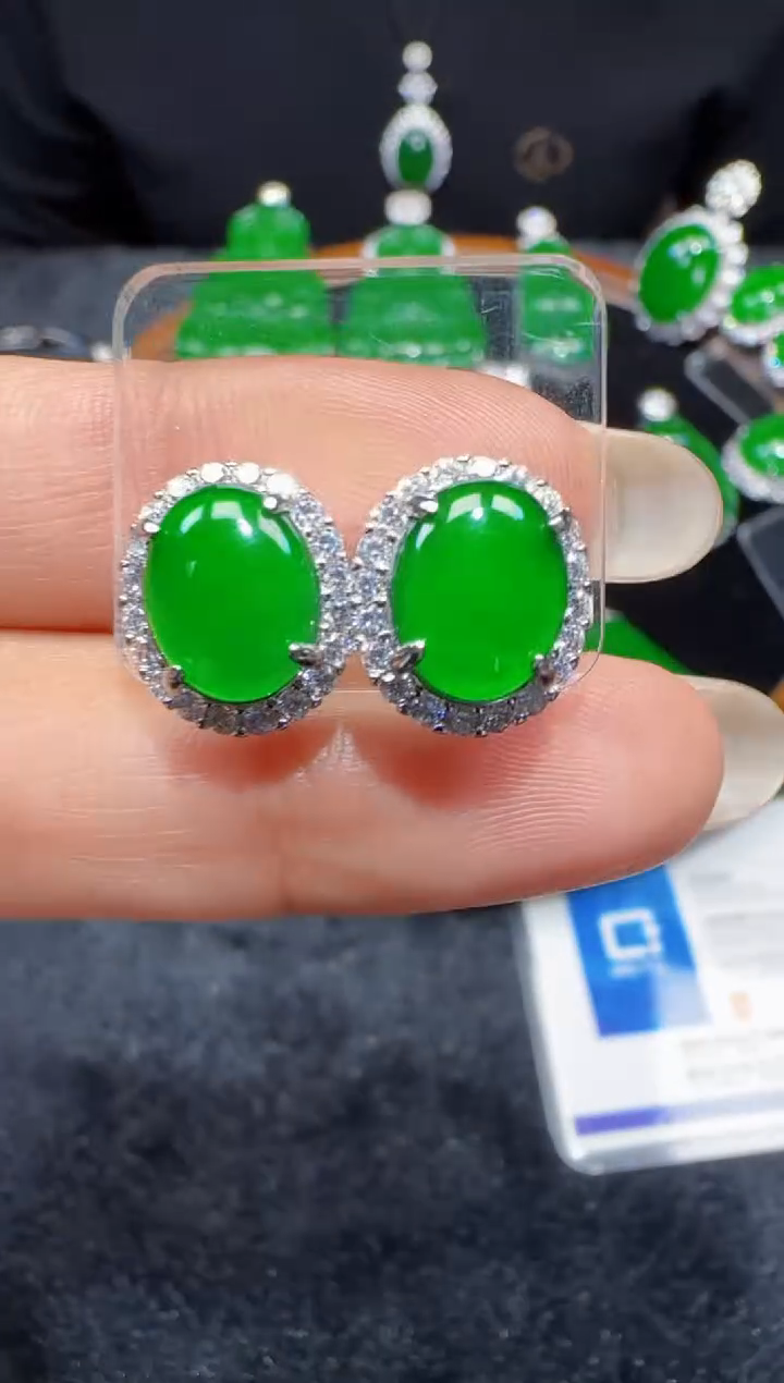 未镶嵌定制翡翠翡翠耳环9