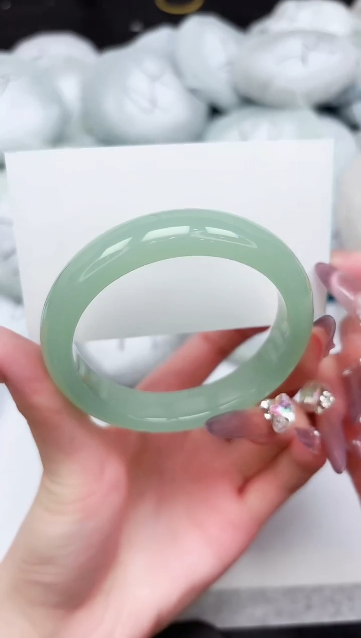 石英质玉手镯未镶嵌57-57