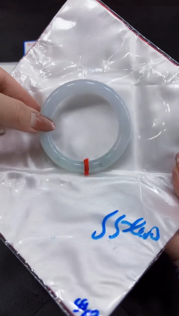 【闪购商品】翡翠手镯未镶嵌111111111111