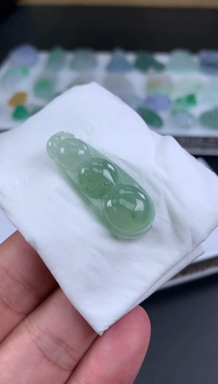 【闪购商品】定制翡翠未镶嵌翡翠