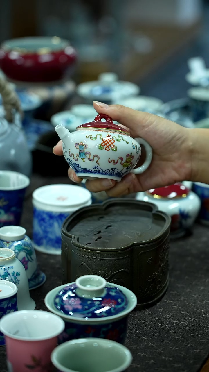 开仓千款景德镇手绘茶具放漏