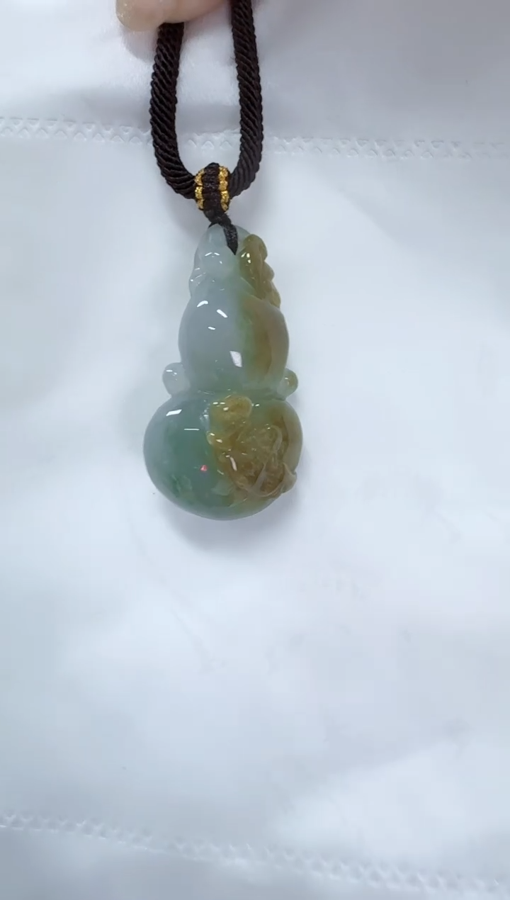 【闪购商品】翡翠颈饰未镶嵌孤品葫芦高37宽21厚14
