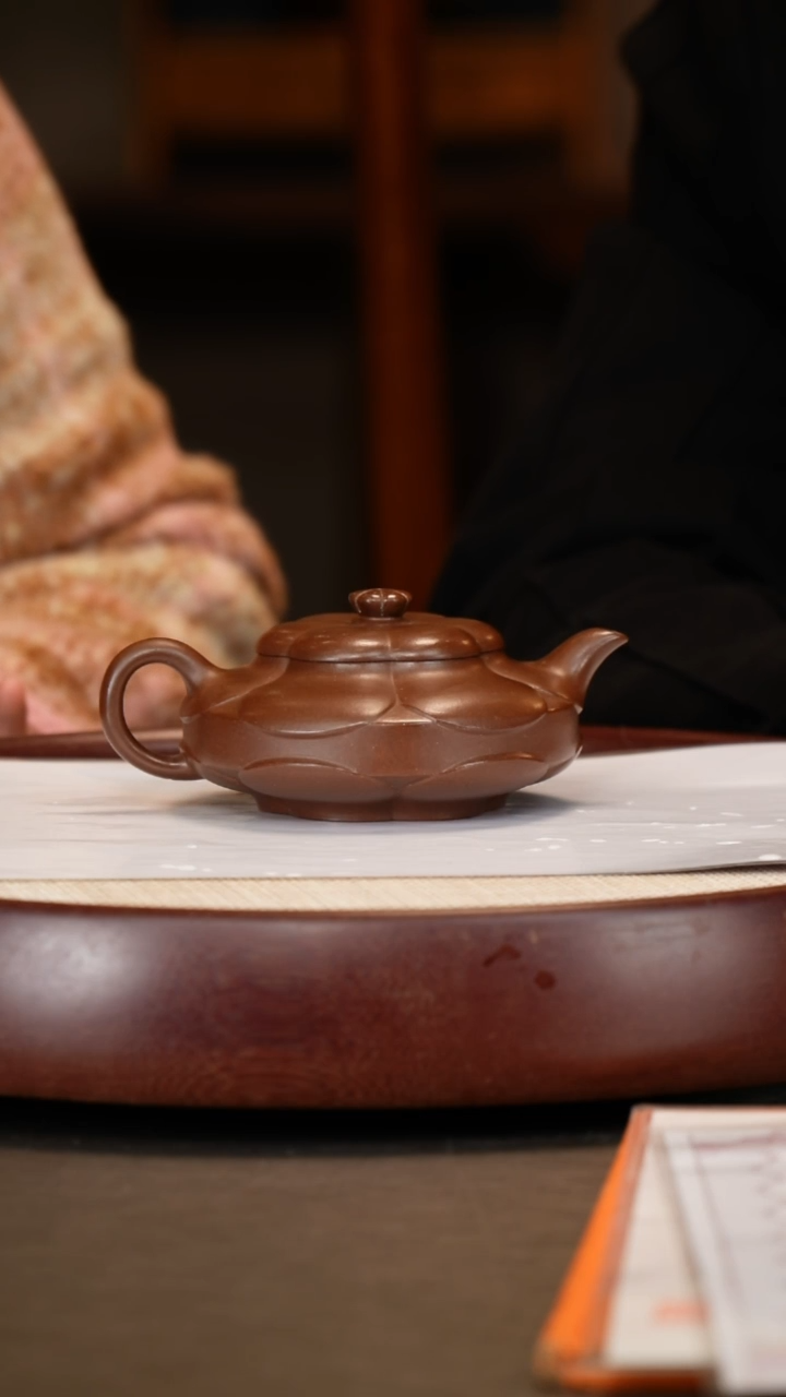 【闪购商品】紫砂茶壶【顾顺娣】底槽清玉玲珑  240CC