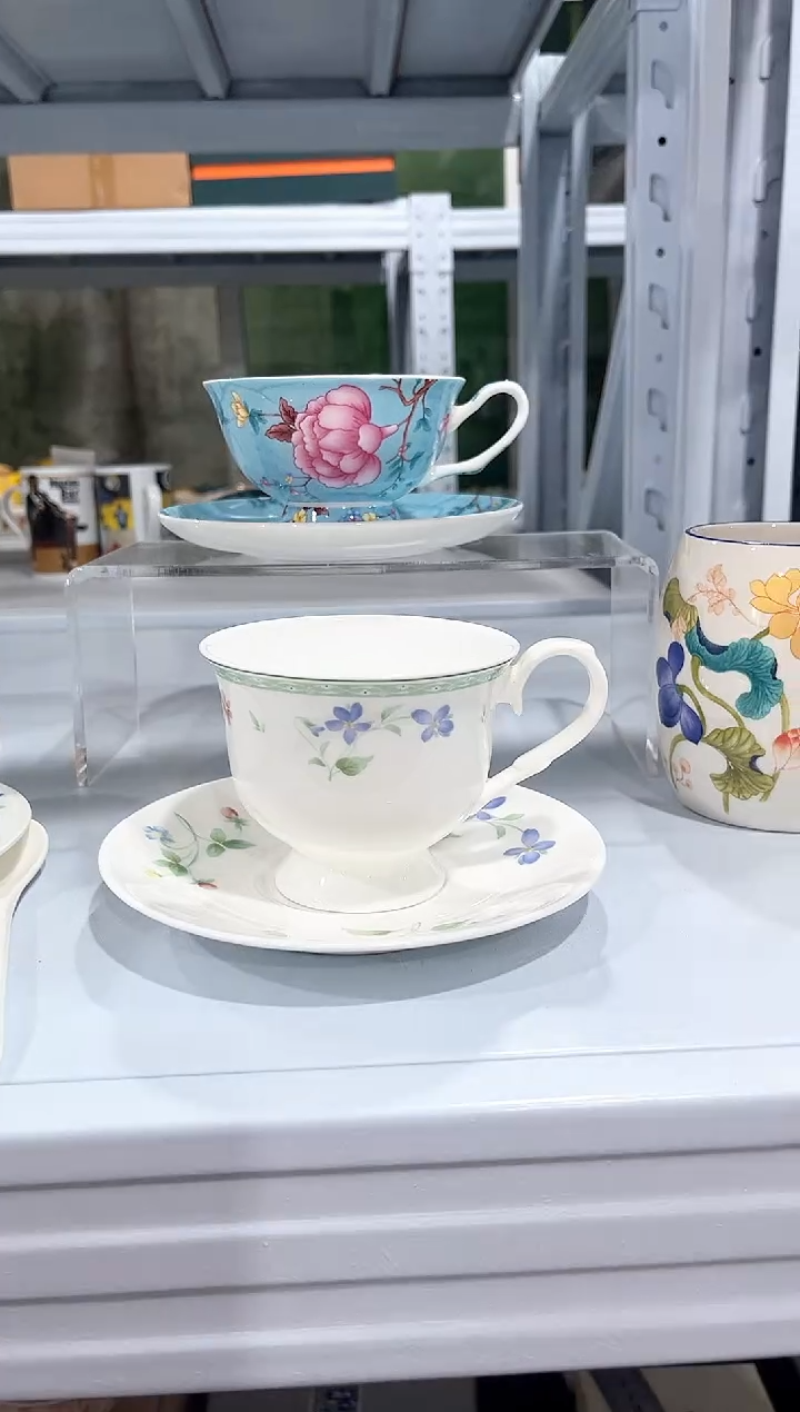 杯子陶（简装）高脚  花环  咖啡杯碟一套