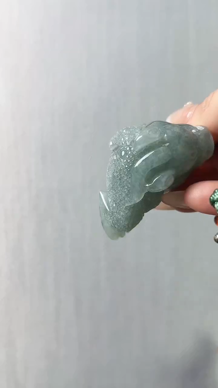 【闪购商品】翡翠颈饰未镶嵌金蟾