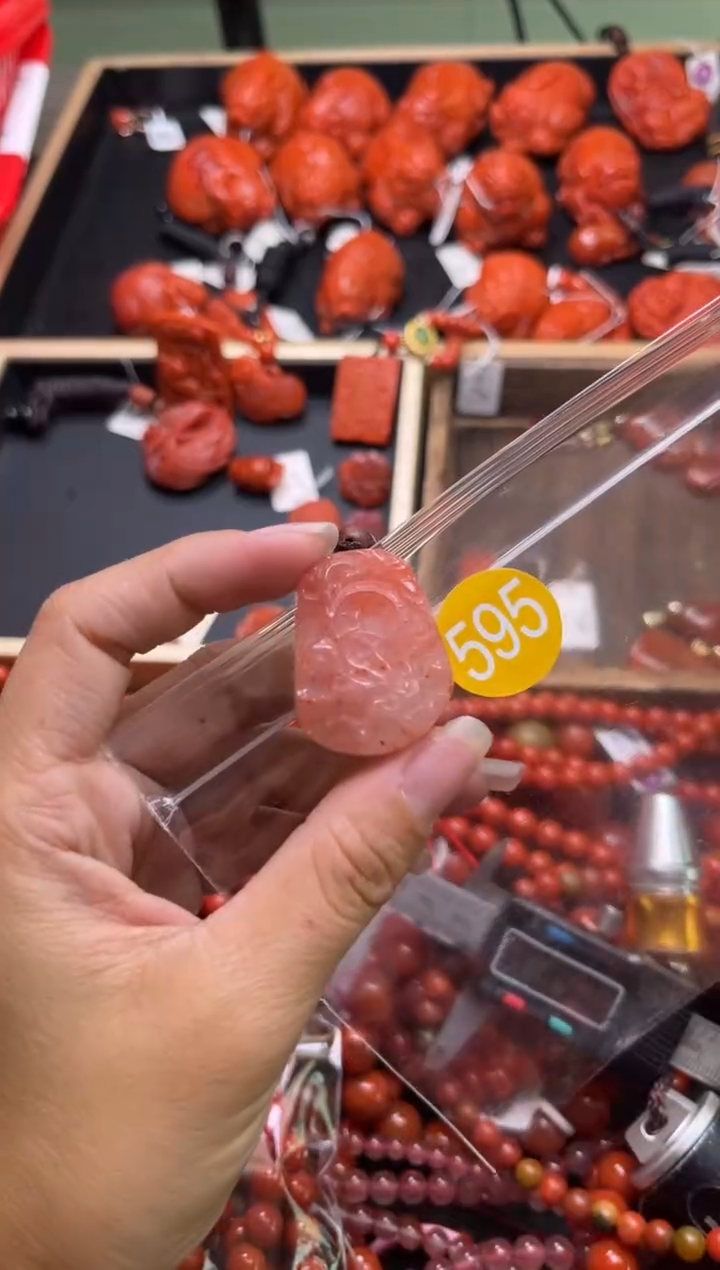 【闪购商品】南红玛瑙珠宝奇石未镶嵌595