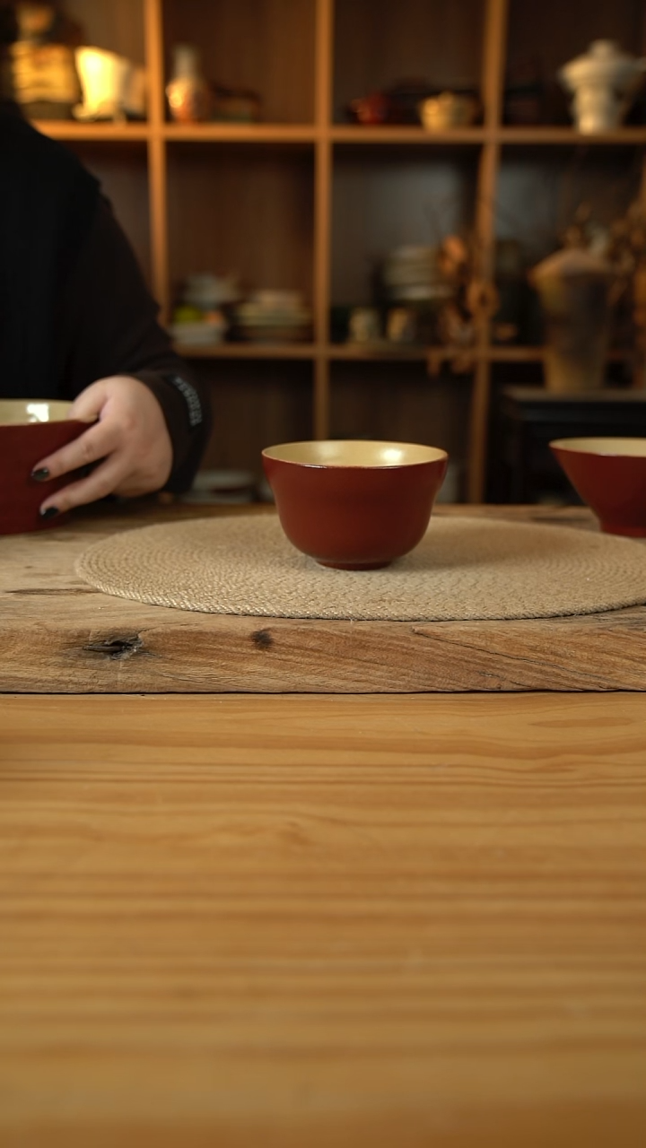 复古红系列的葫芦米饭碗1个