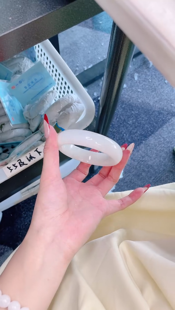 和田玉手镯未镶嵌7G59-57