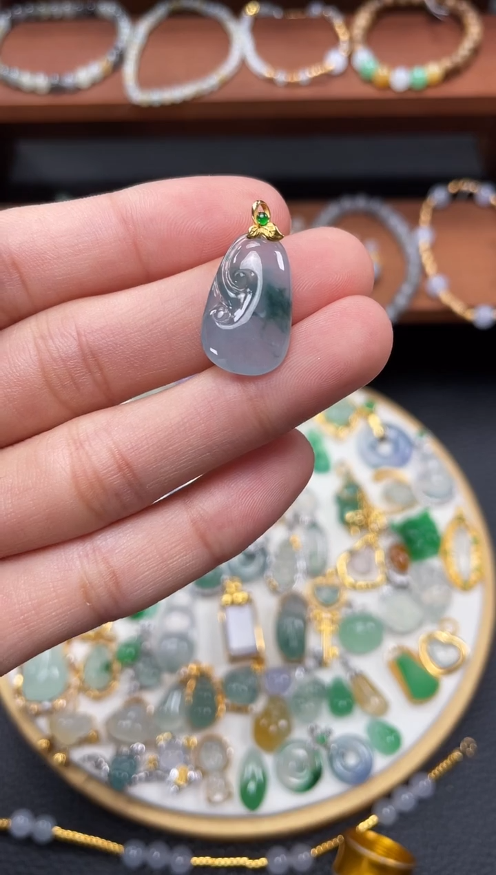 【闪购商品】翡翠吊坠(不含链)18K金镶嵌一个   JK528