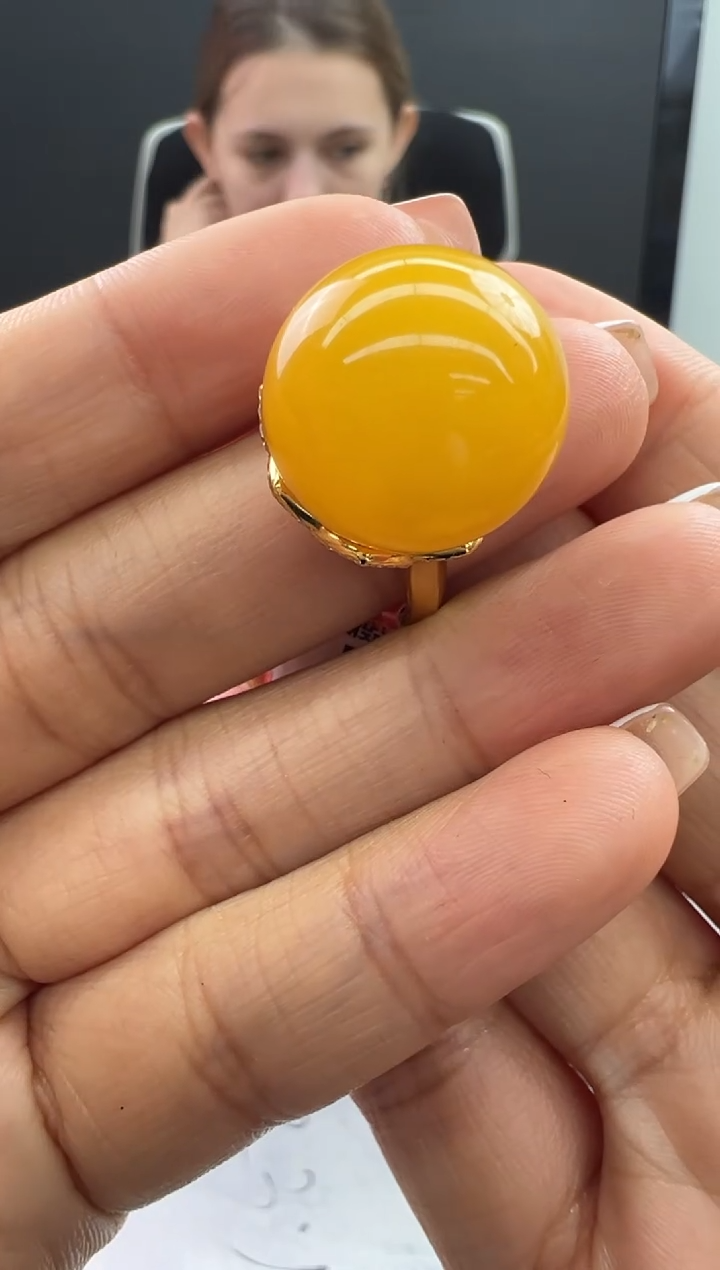 【闪购商品】琥珀未镶嵌戒指31秒拍号