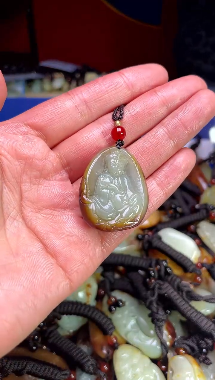 【闪购商品】和田玉颈饰未镶嵌1