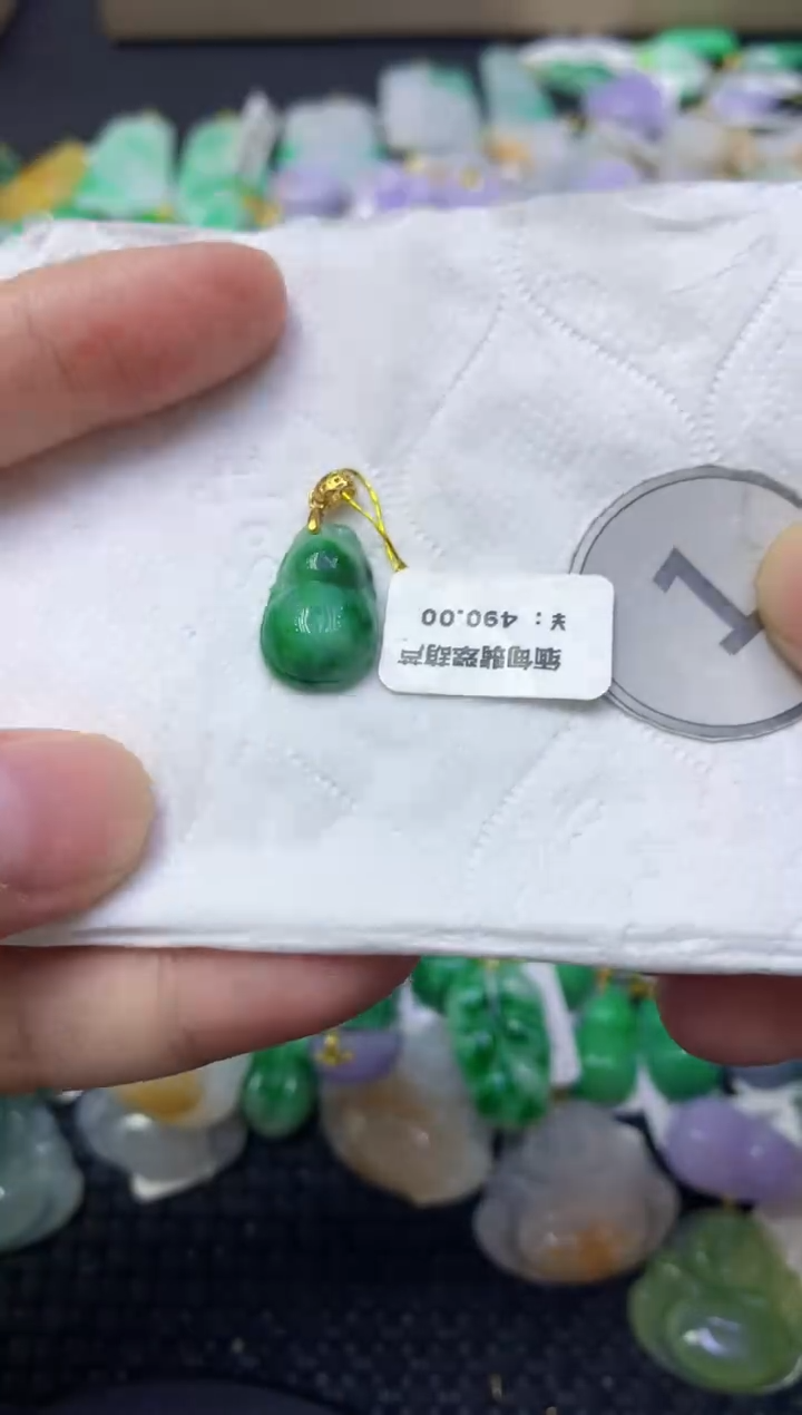 颈饰未镶嵌翡翠天然缅甸翡翠A货