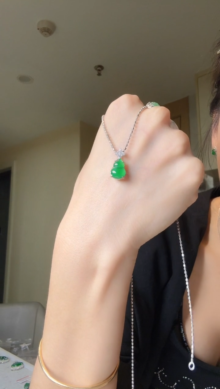 翡翠银S925镶嵌吊坠(不含链)天然翡翠吊坠