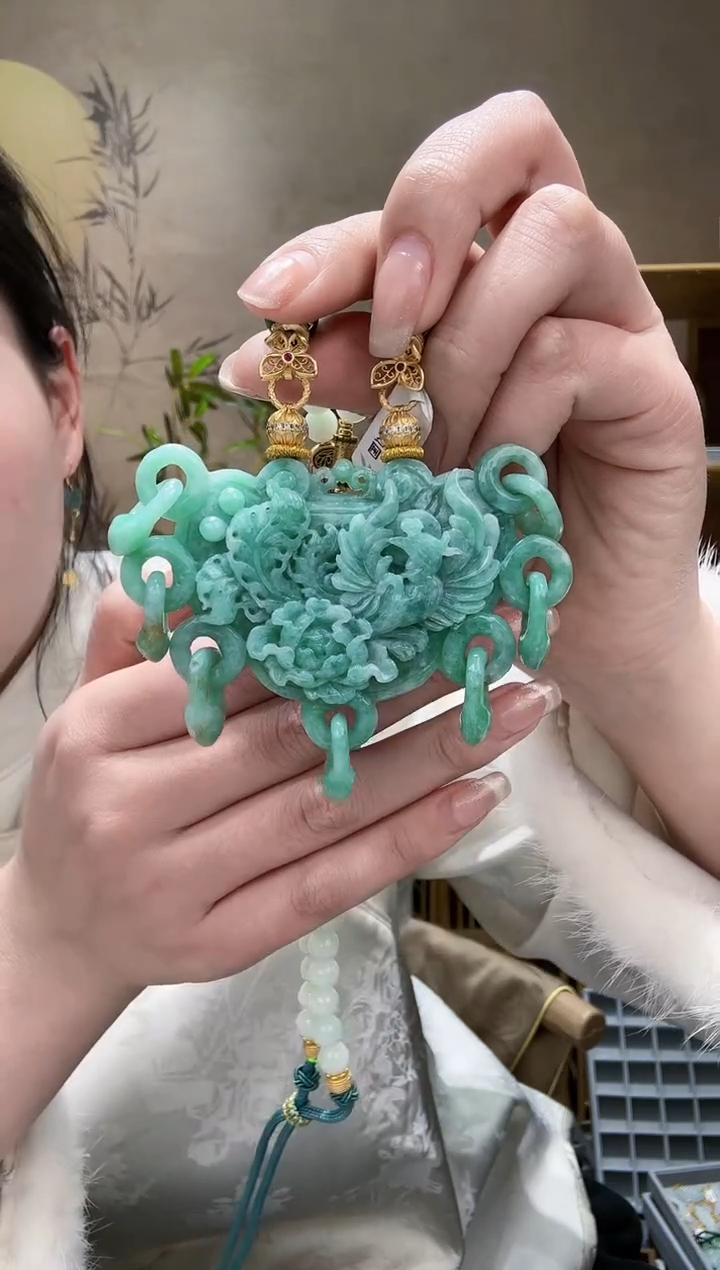 【闪购商品】翡翠颈饰未镶嵌吊坠