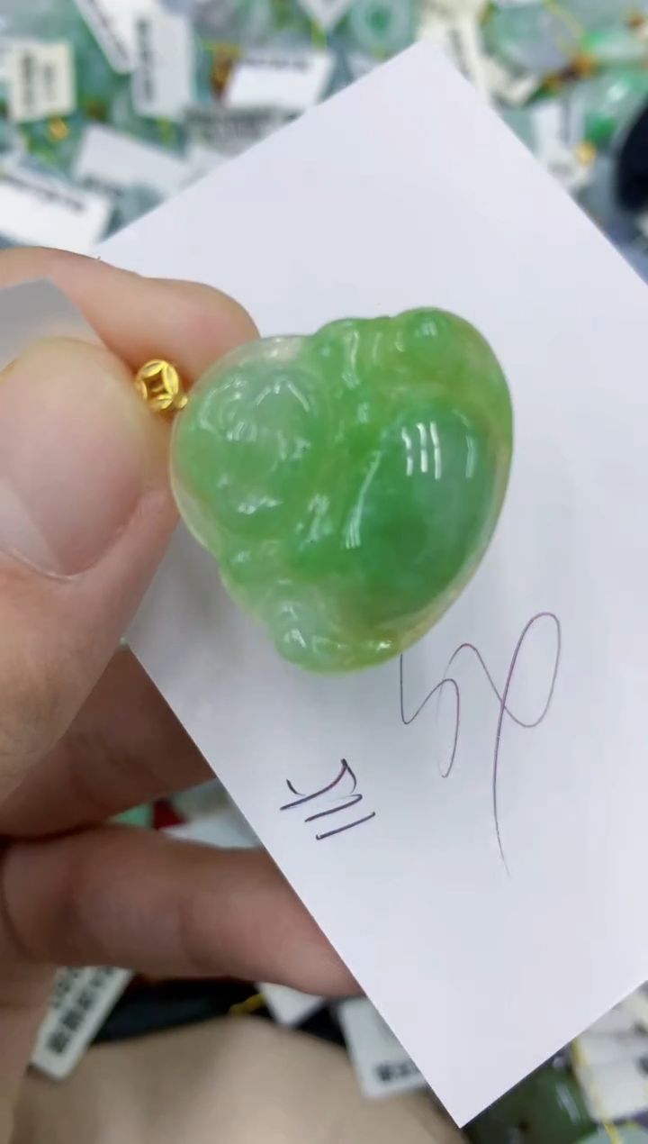 翡翠未镶嵌颈饰111111111111