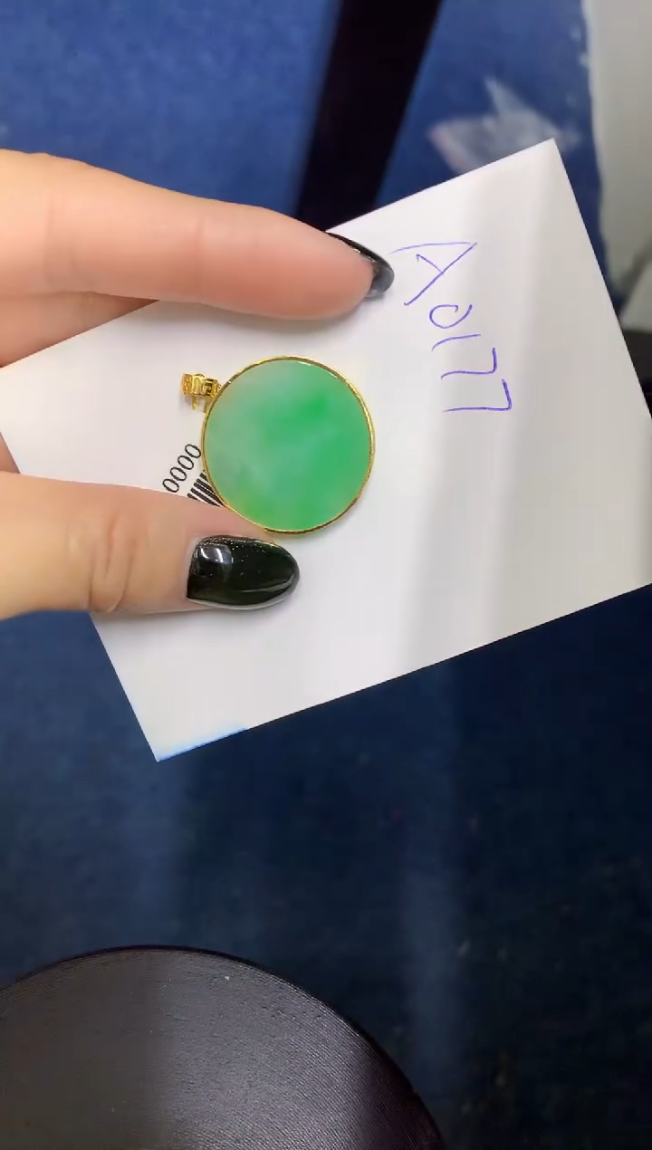 【闪购商品】翡翠颈饰18K金镶嵌00000000000