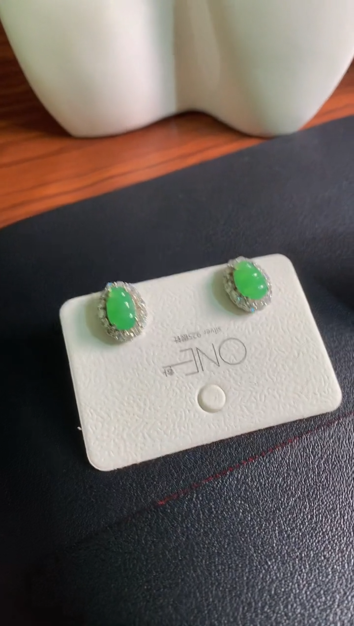 银S925镶嵌翡翠耳饰翡翠1