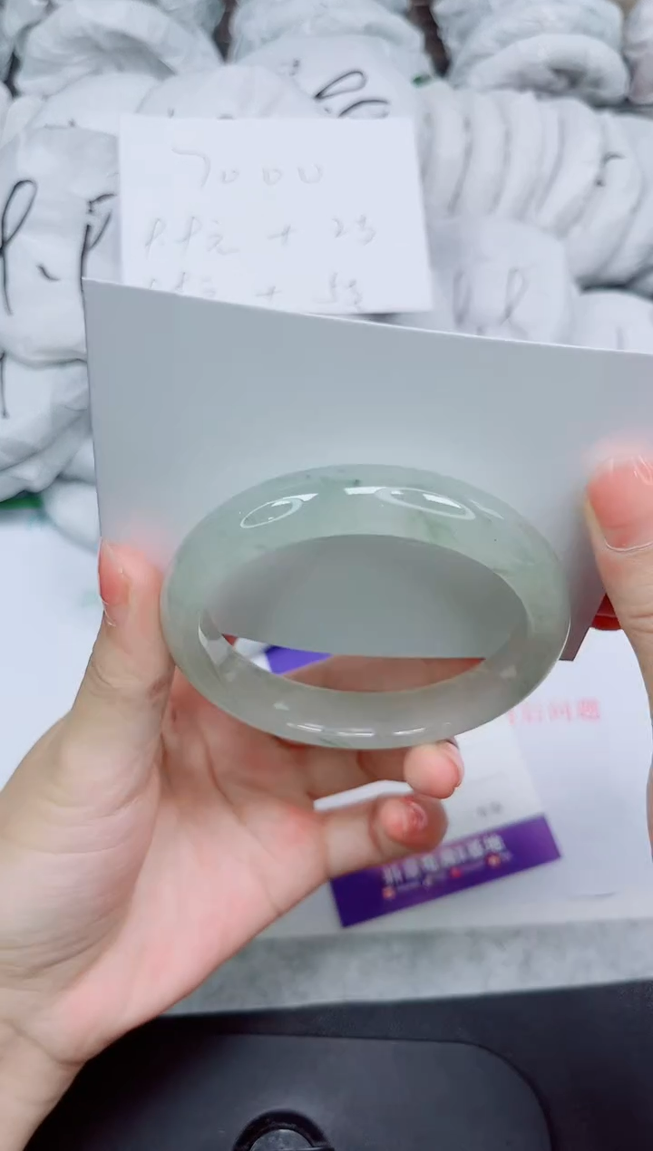 石英质玉手镯未镶嵌43-58