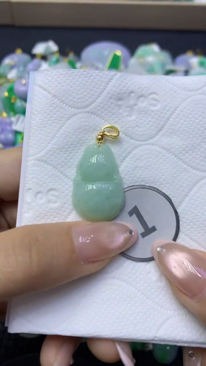 颈饰未镶嵌翡翠天然缅甸翡翠A货