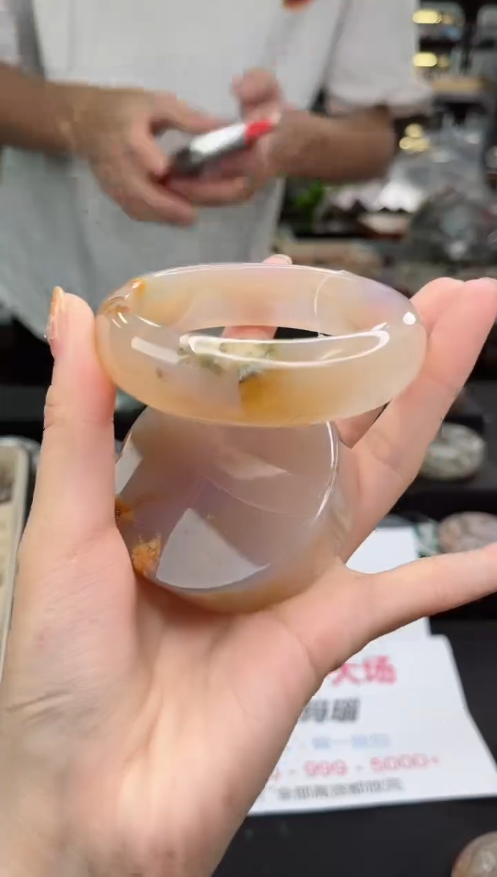 【闪购商品】石英质玉手镯未镶嵌62圈口（赠品镯心）3931403