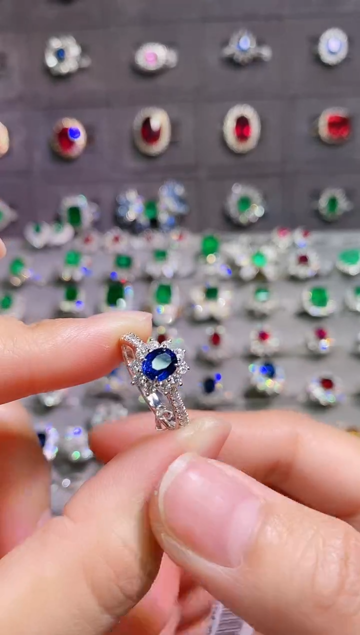 【闪购商品】蓝宝石18K金戒指18K金镶嵌1