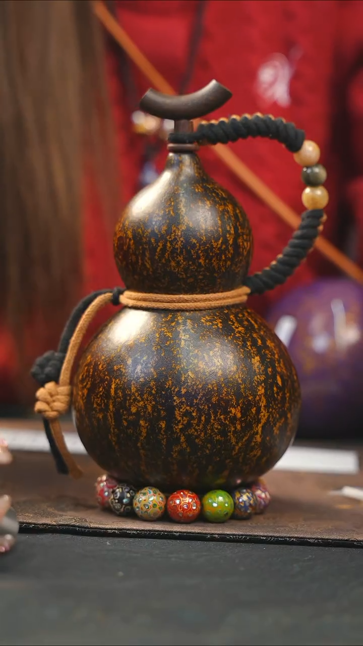 【闪购商品】WG222大漆酒葫芦不包手串及旋转底座