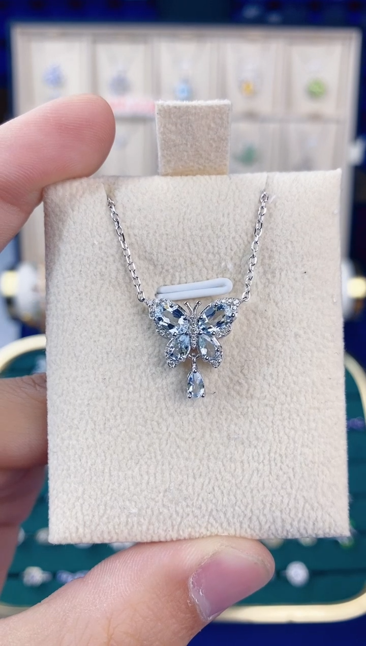 【闪购商品】海蓝宝石颈饰银S925镶嵌带证书