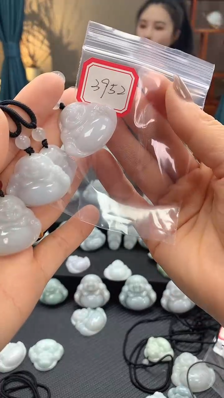 颈饰未镶嵌翡翠佛公3952 多样性发一件