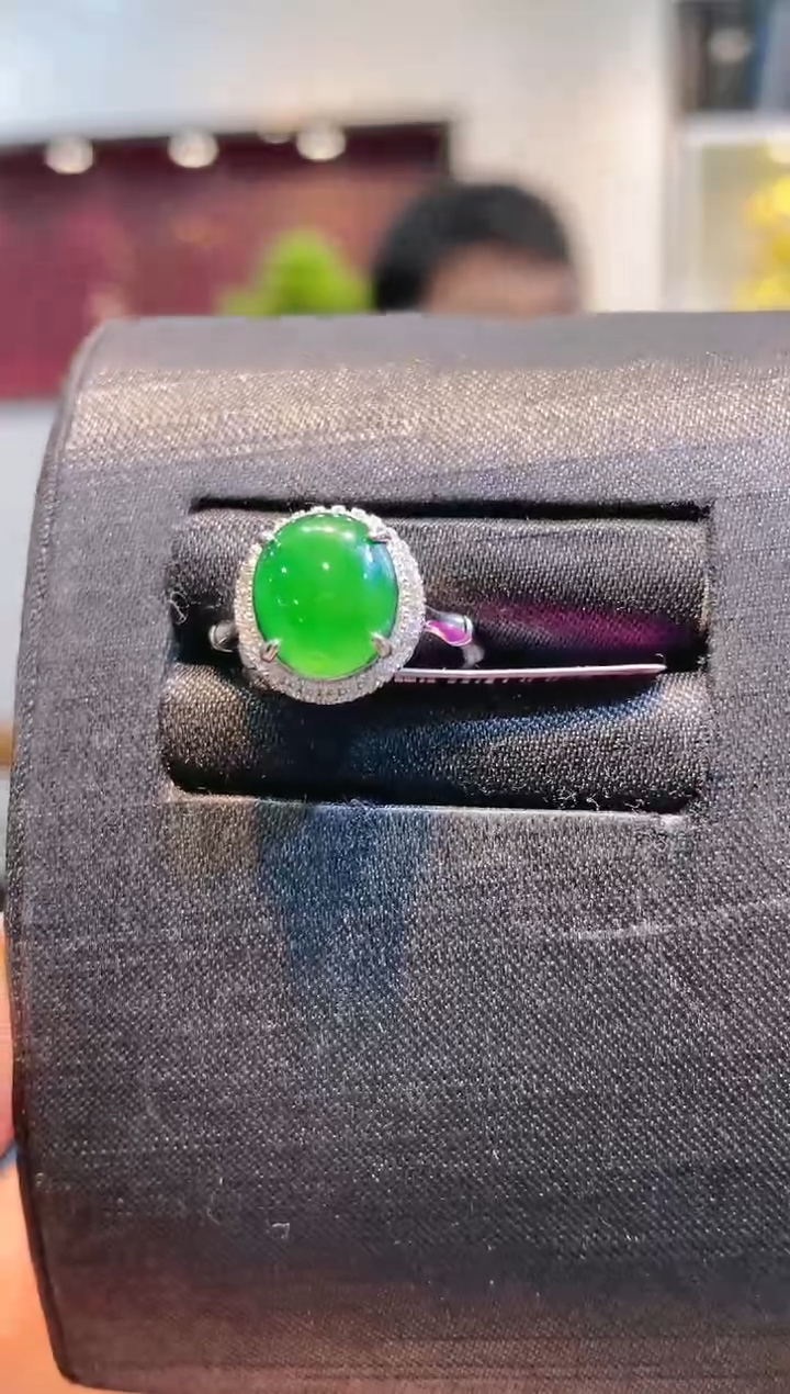 【闪购商品】翡翠颈饰未镶嵌A41天然A货翡翠戒指