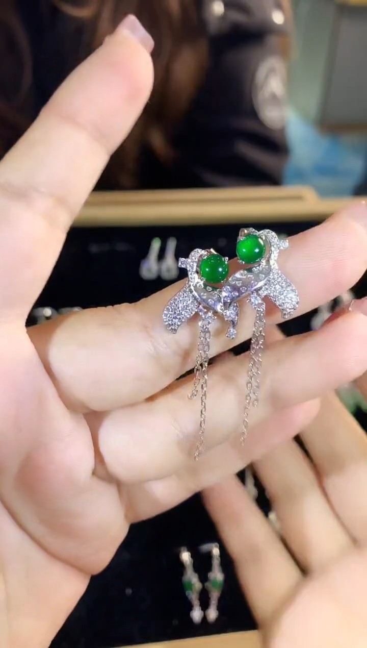 【闪购商品】翡翠耳饰银S925镶嵌151zy时尚