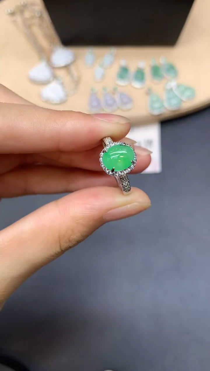 【闪购商品】翡翠戒指银S925镶嵌蛋面【无服务费】