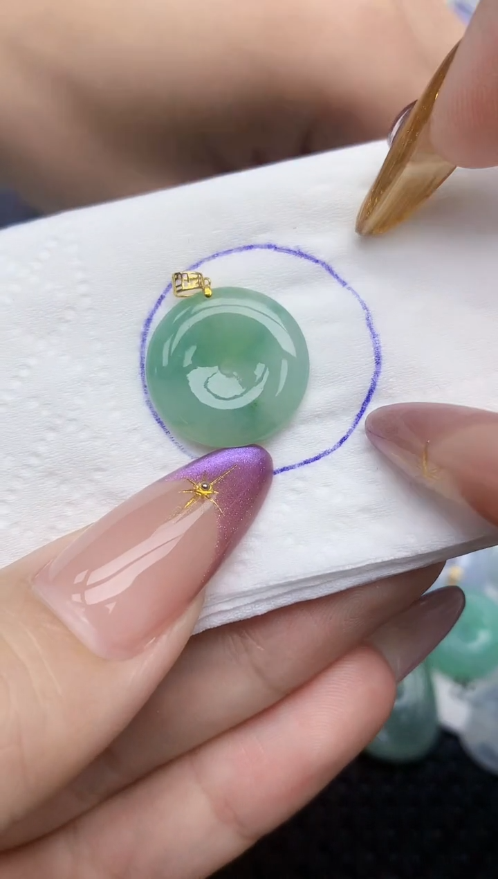 翡翠18K金镶嵌颈饰   天然翡翠A货  百元以上9米证书费自理